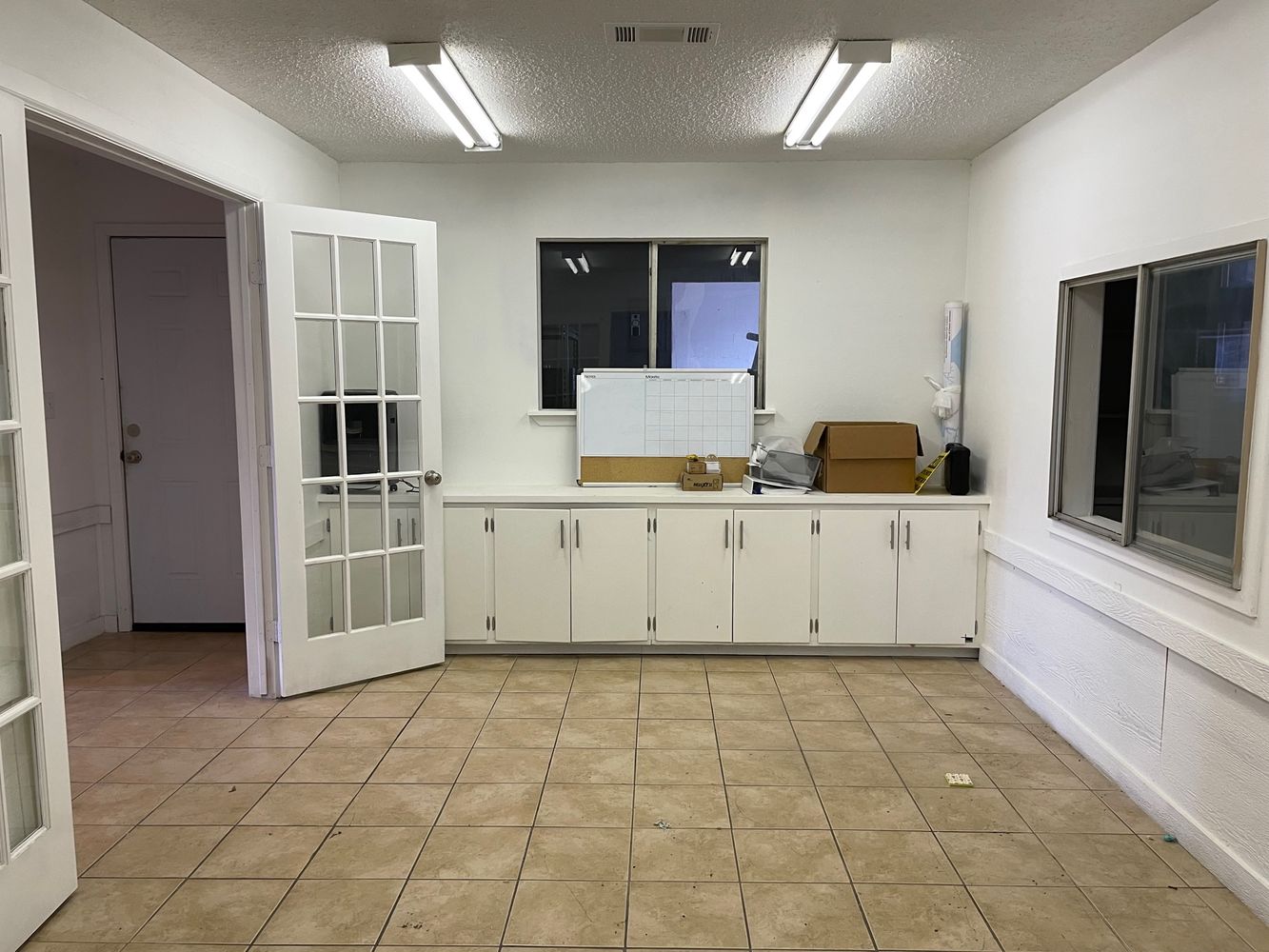 Dock High Warehouse With Office For Lease: 3504 Cypress Ave, Saint Gabriel, LA 70776